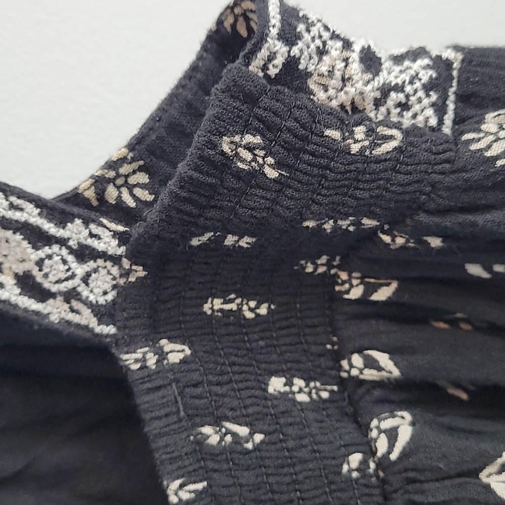 Old Navy Black & White embroidered Boho Shift Mini Sleeveless Dress XS - Picture 7 of 10